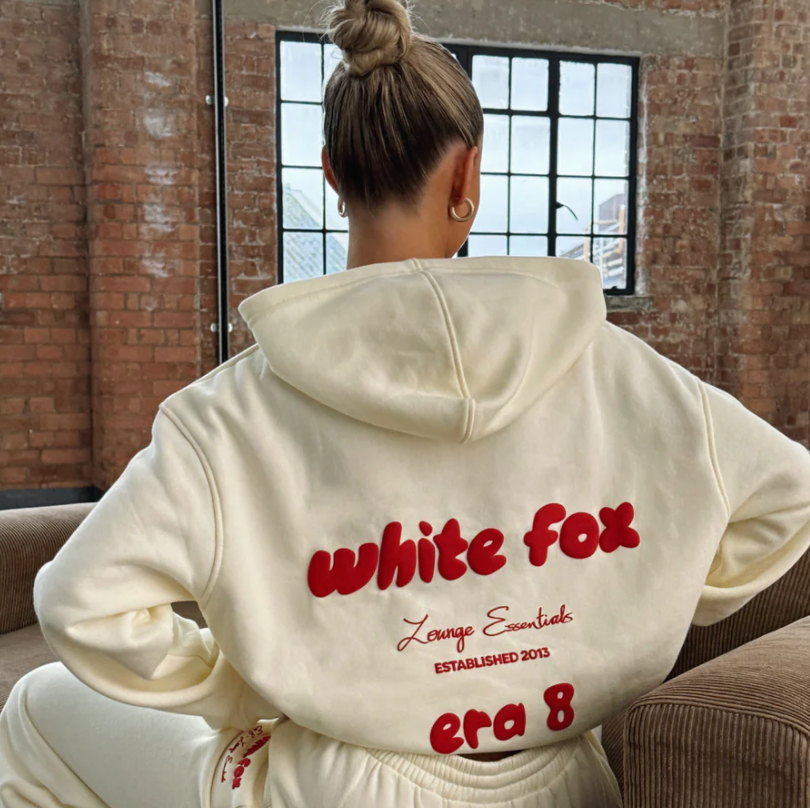 Era 8 Oversized Hoodie Cherry Cream