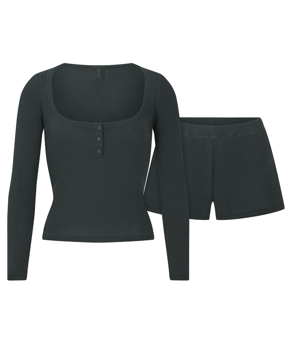 LONG SLEEVE HENLEY AND SHORT SET SLEEP