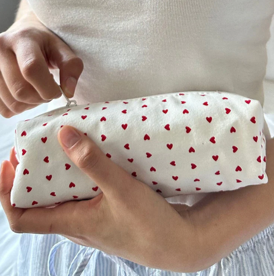 HEART TRAVEL CASE